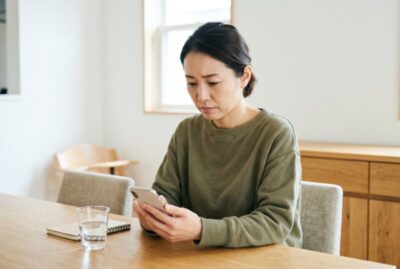 粘液混じりの血便(粘血便)は要注意!疑われる腸の病気一覧 【溝の口・消化器内科専門医監修】のアイキャッチ画像