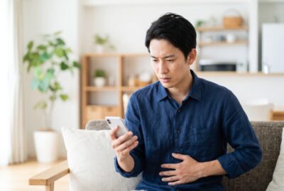 若いから大丈夫は誤解!20代・30代の血便と潰瘍性大腸炎のリスク【溝の口・消化器内科専門医監修】のアイキャッチ画像
